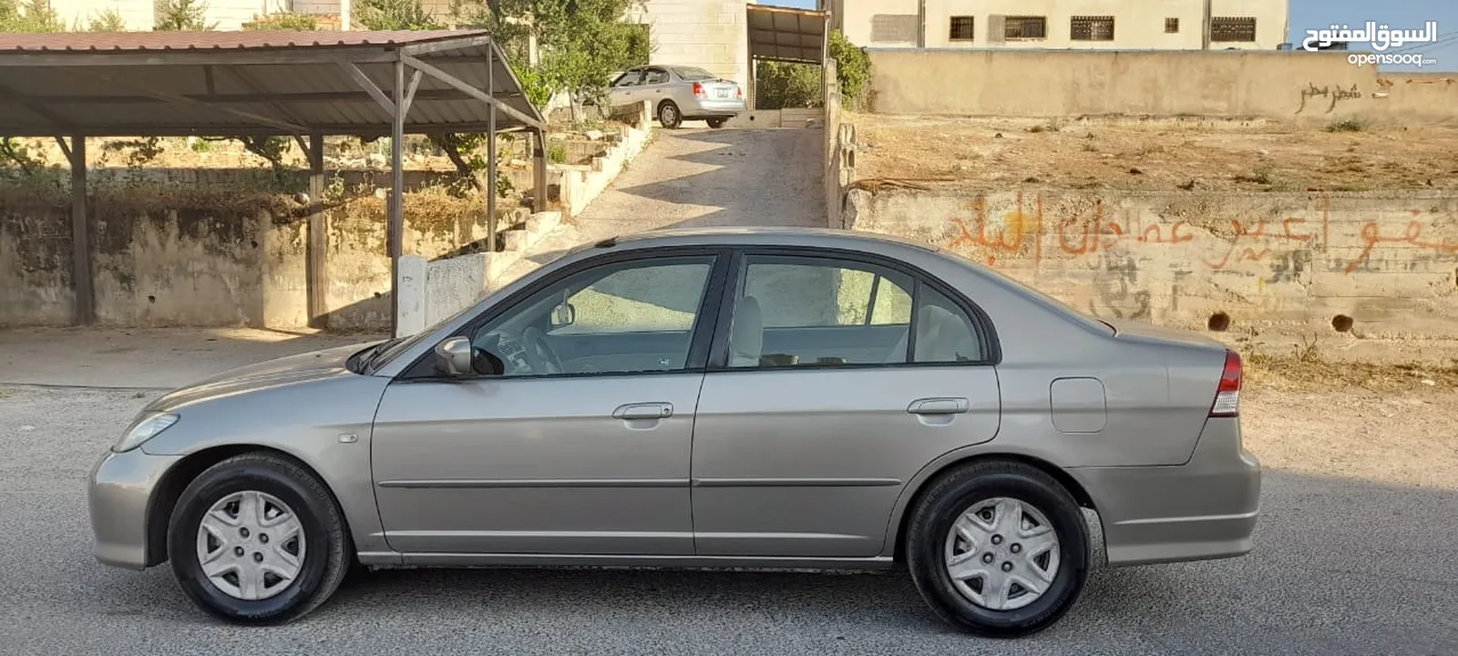 هوندا سيفك موديل 2005 فل عدا الفتحه  للبيع