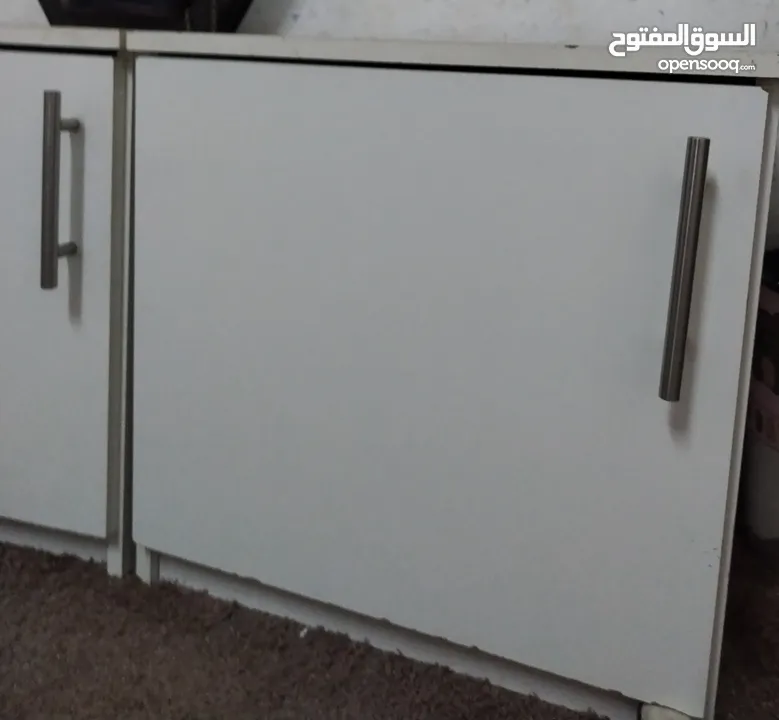 ثلاث كومدينات استعمال بسيط