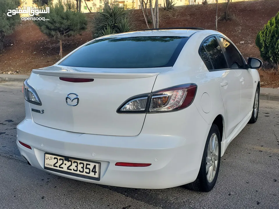 مازدا 3 زوووم موديل 2013 فل كامل مع الفتحه بأعلى صنف ومواصفات من فئتها  MAZDA 3 ZOOM MODEL 2013