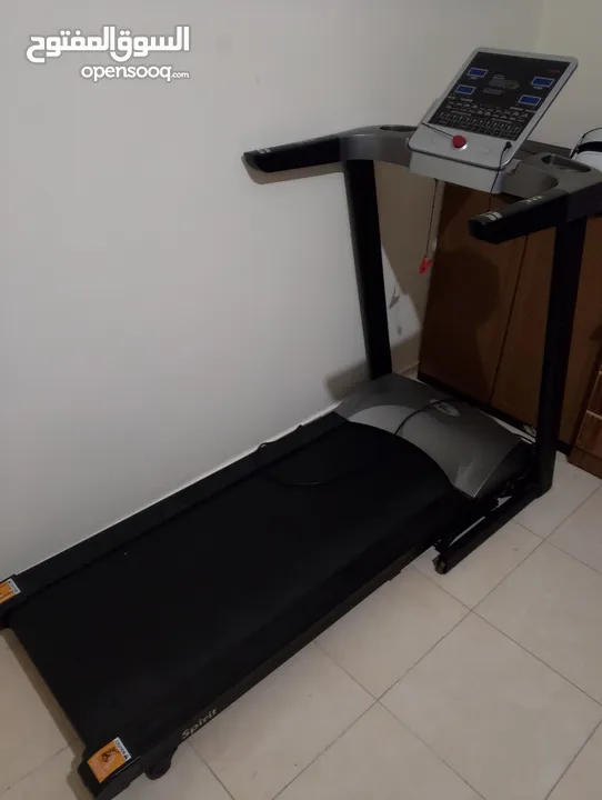 جهاز ركض تريدمل نوع spirit fitness