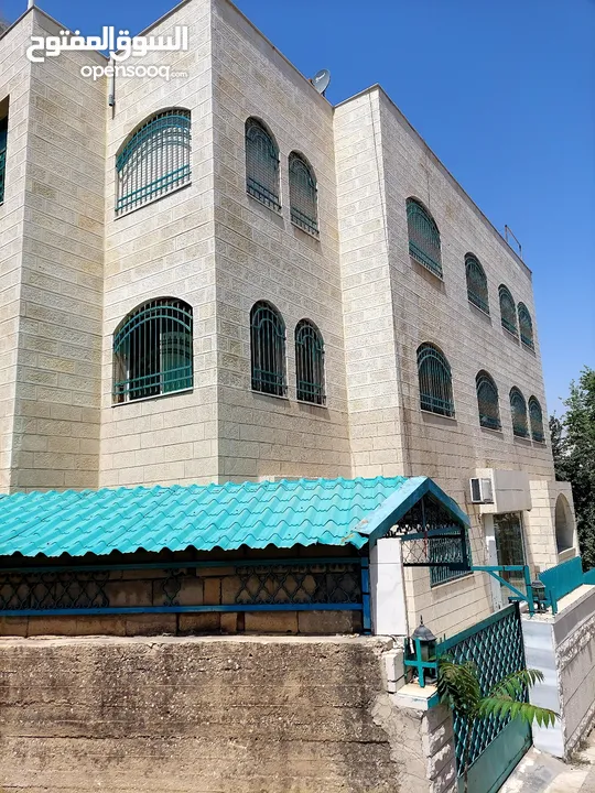 عماره للبيع الياسمين  الذراع الشمالي عمان