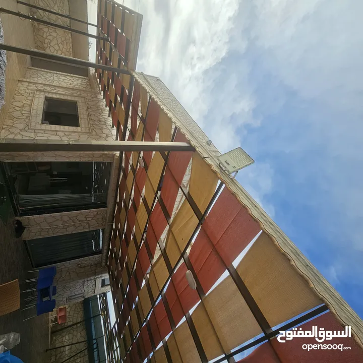 مزرعه ومسبح لاليجار اليومي خصوصيه تامه وقريبه من المولات