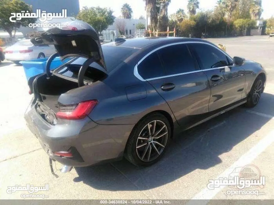 BMW 330i 2021 مكفولة من الصبغ