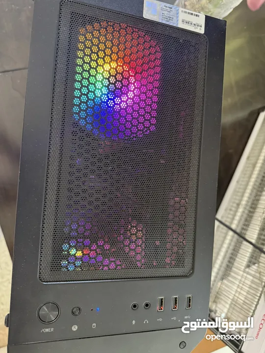 للبيع جهاز الجيل العاشر intel core I5 10400f