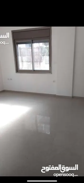 ثلاث غرف غير مفروشة للايجار مدخل خاص