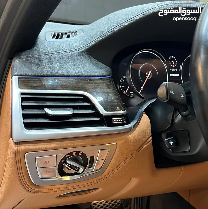 BMW 740Le 2017 وارد شركه ابو خضر مالك اول فل كامل اعلى تصنيف فحص كامل بحاله الوكاله