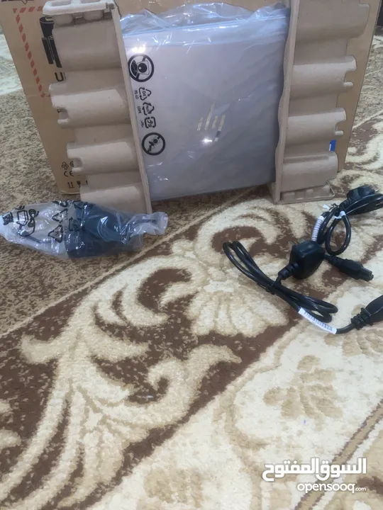 لابتوب HP(جديد) مش مفتوح بالمره  الجهاز حديث