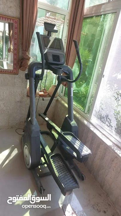 جهاز كروس elliptical machine خرافي صناعي كن نوع NORDICTRACK  