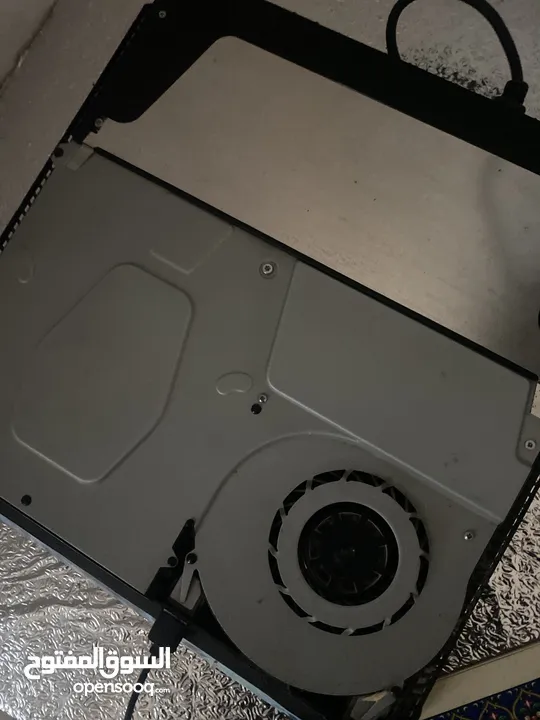 بلايستيشن فور بسعر نار