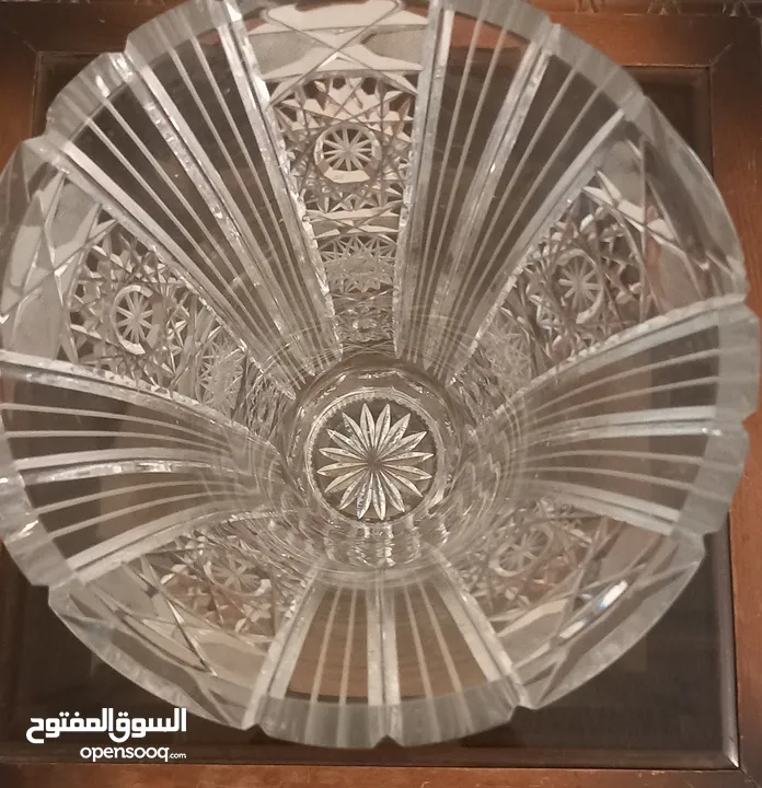 نوادر أنتيك الصدف مرصوص والزخرفة كاملة  مو منثور ويادوب ينشاف وينعد بالعدد ويتسمى صدف