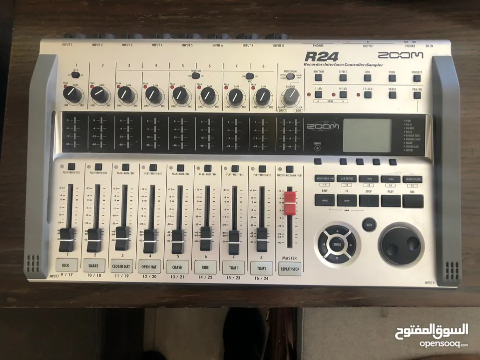 Zoom R24 Multitrack Recorder, mixer and drum machine