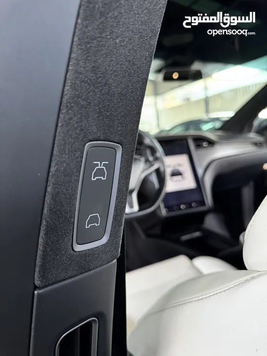 Tesla Model X Performance P100D جدا نظيفة سعر حرق