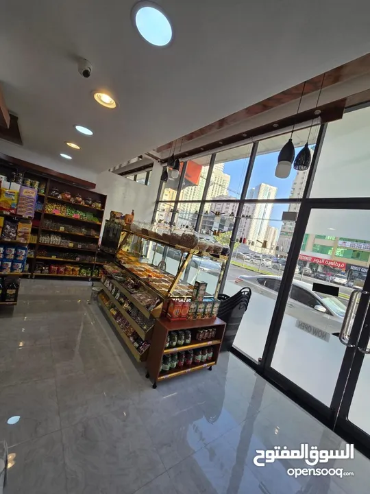 سوبر ماركت جاهز للبيع بسبب السفر