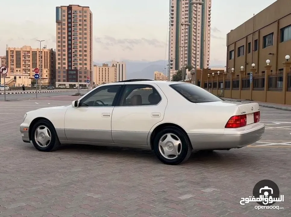 مطلوب لكزس ls400