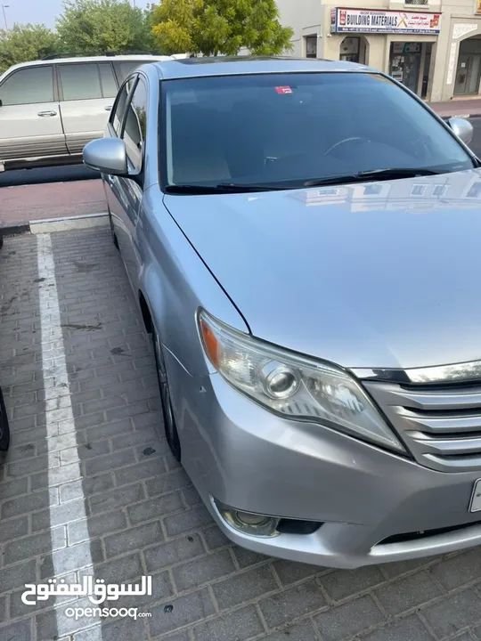 Toyota Avalon 2011