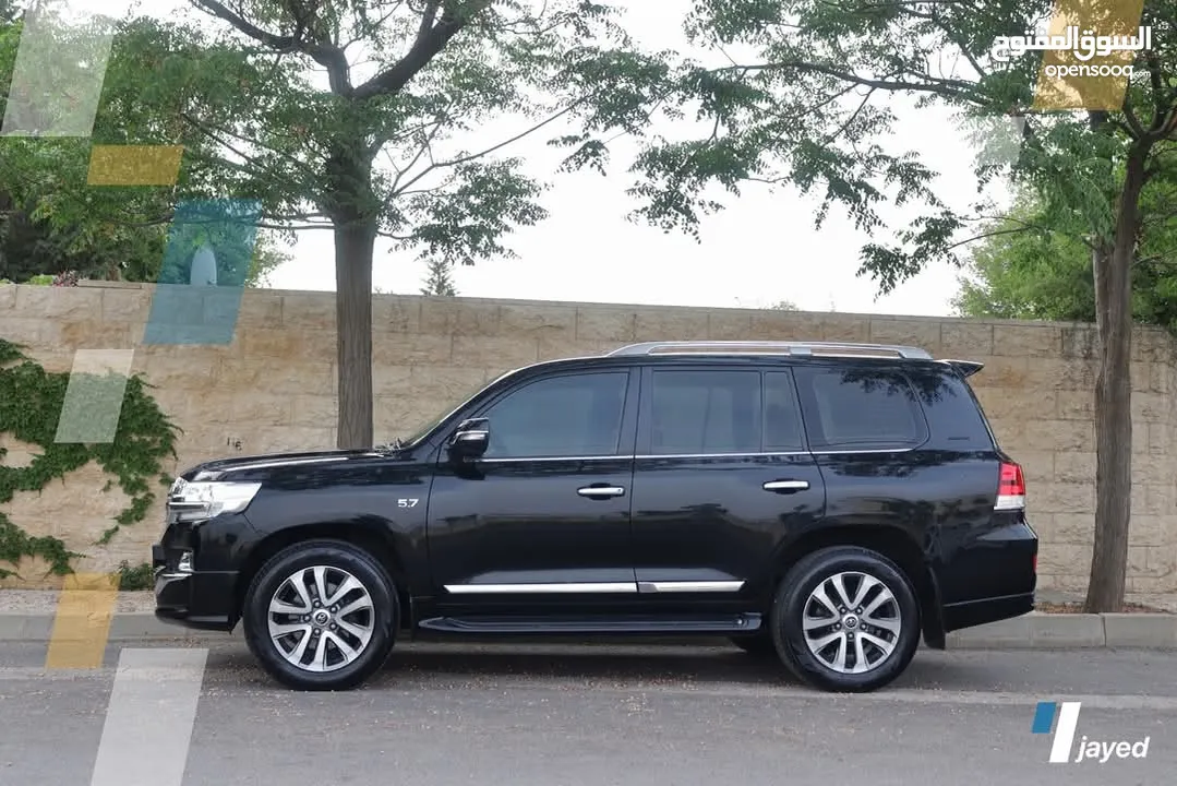Land cruiserتويوتا لاند كروزر v8-5.7