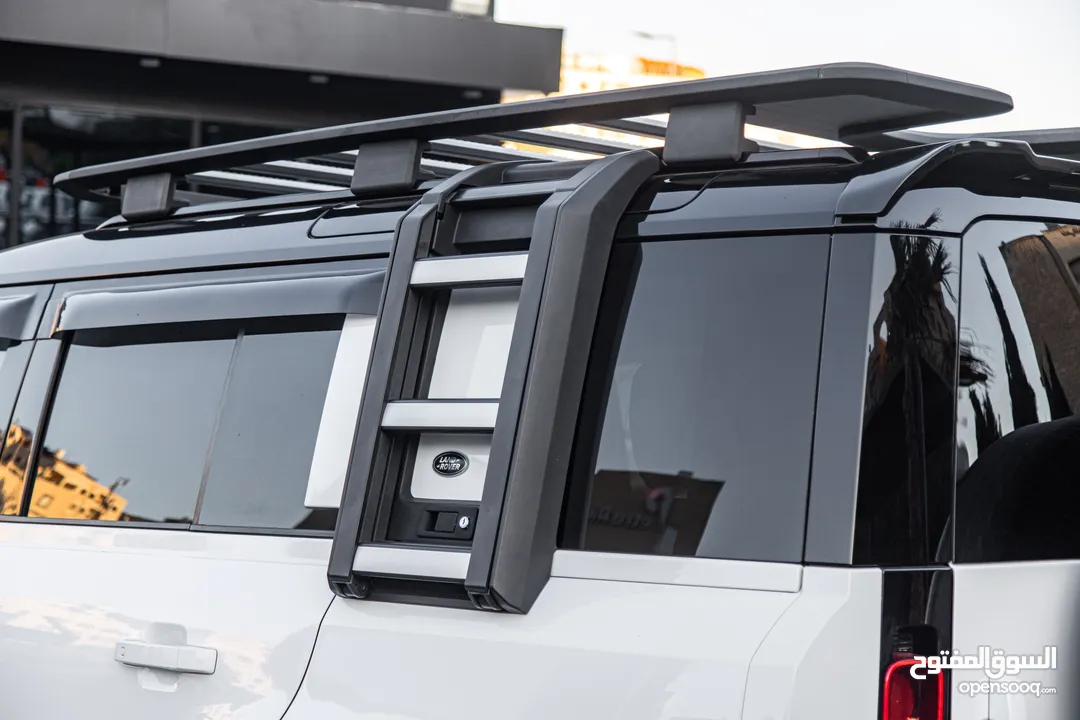 Land Rover Defender 2022 Gasoline Black edition