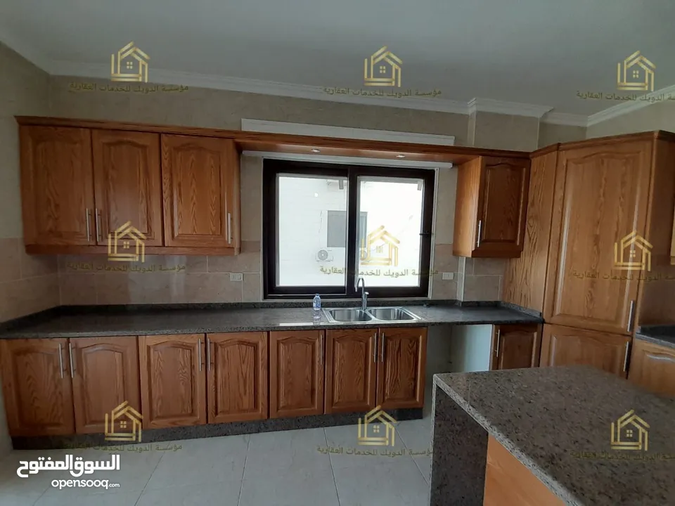 شقة لم تسكن - دير غبار - 4نوم 2ماستر - 325م - بلكونتين بإطلالــــه مميزة - تستحق المشاهدة