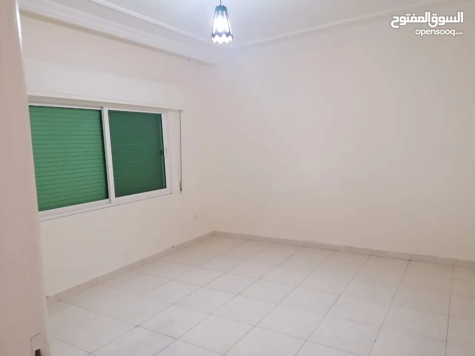 شقة للإيجار في ابو نصير