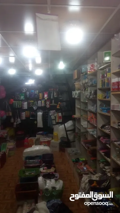 محل نثريات للبيع بسعر مميز
