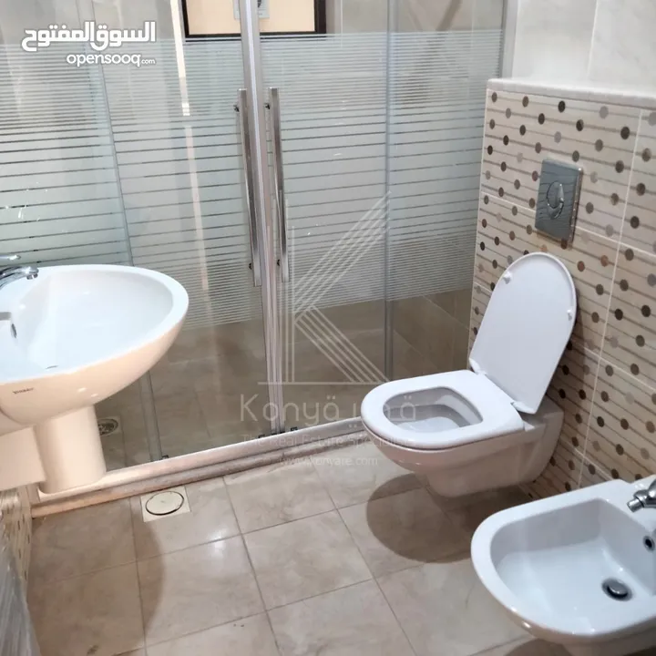 شقة فاخرة للبيع في دير غبار