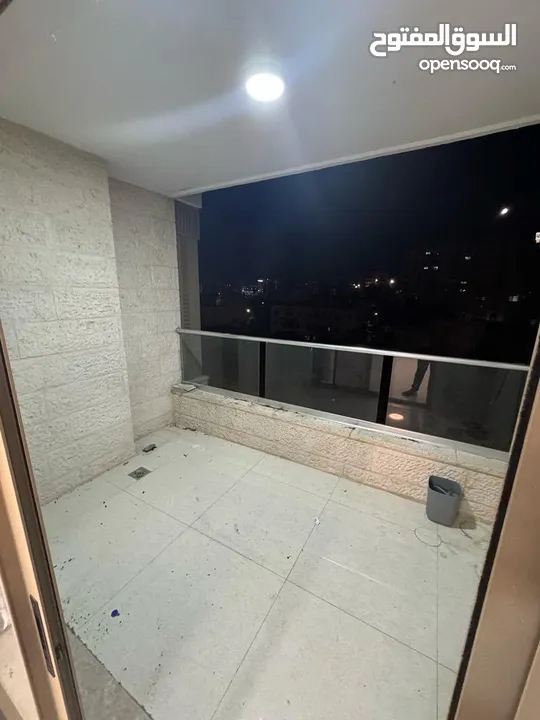 فرصة سكن فاخرة للإيجار – شقة 3 غرف نوم في موقع مميز