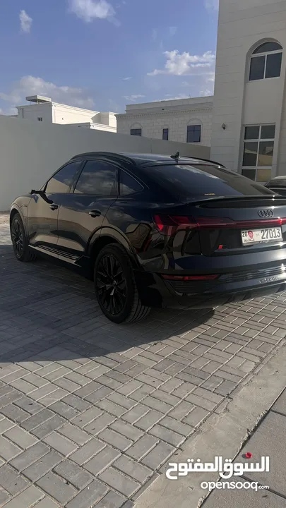 Audi Q8 e-tron للبيع