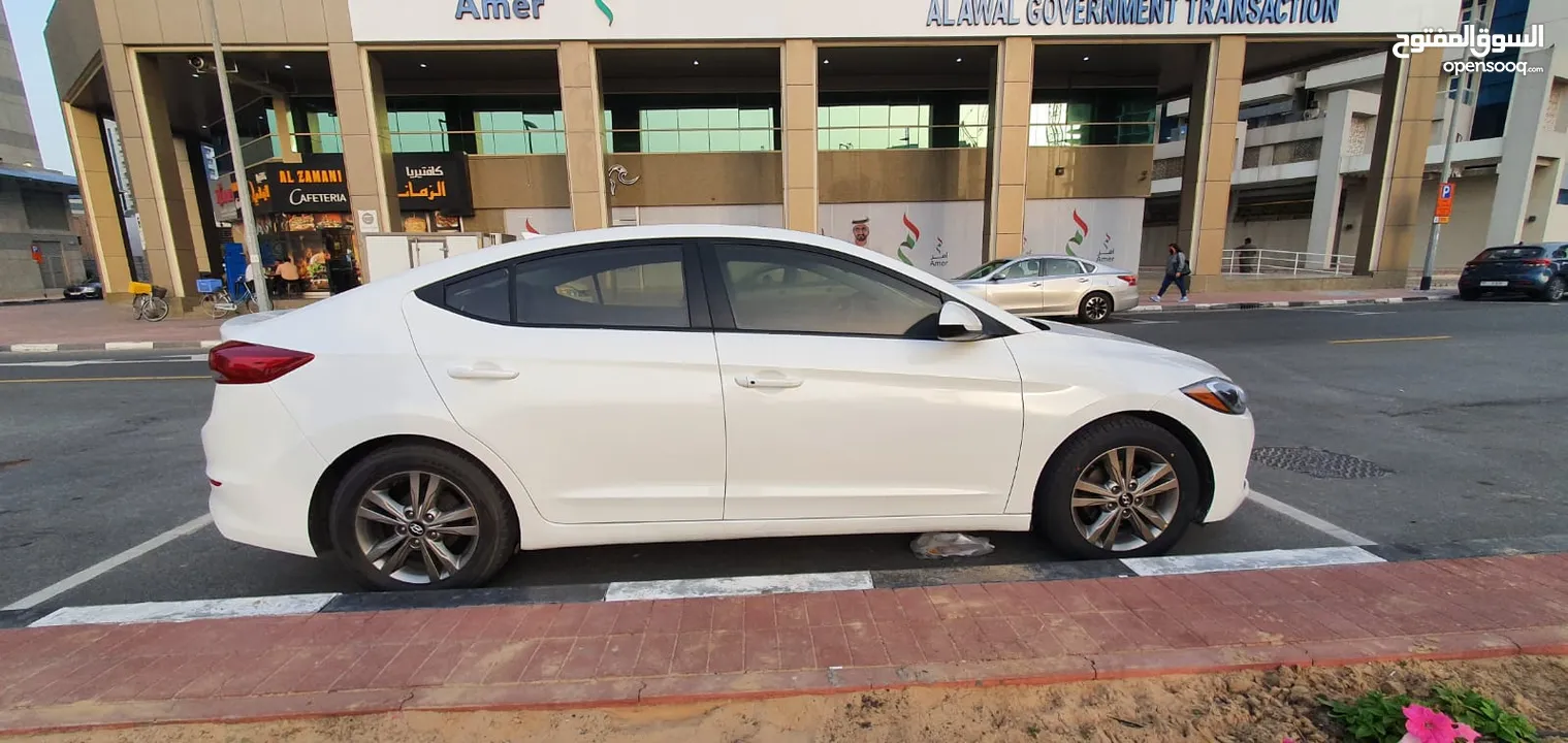 تأجير سيارات مريحه وأمنه من ياريكس كارز      Save & Comfortable rent cars from Yearex Cars