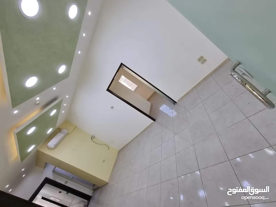 مكاتب للإيجار