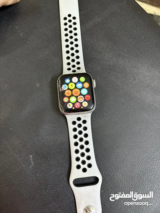 ساعه Apple Watch Nike