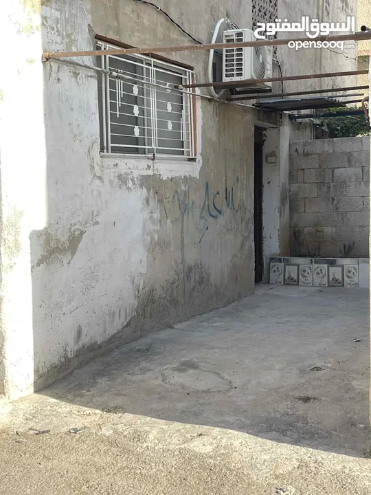 طابق ثاني للبيع