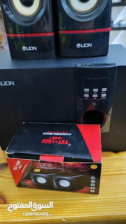 سماعات loin عدد2 مع subwoofer مع سماعتين صغيرتين وكاميرا صغيرة