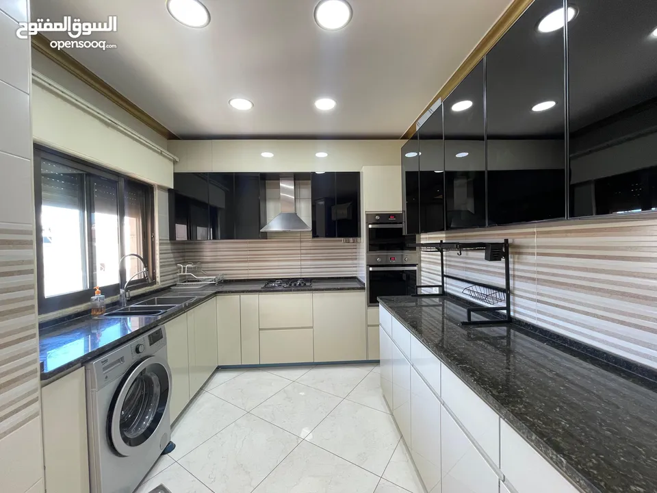 شقة مفروشة للإيجار في عبدون  ( Property 39234 ) سنوي فقط