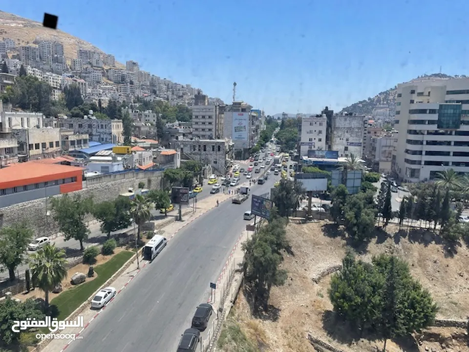 مكتب للبيع موقع مميز جدا  برج الساعة