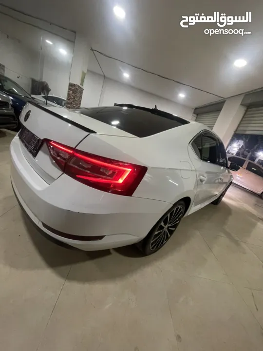 سكودا سوبيرب