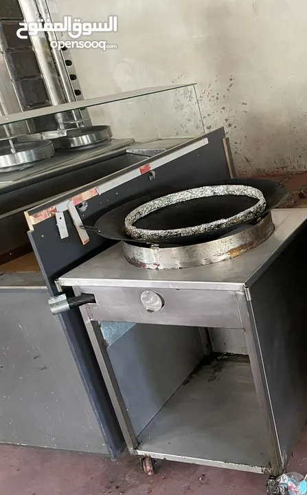 عدة مطعم مستعمله شهر