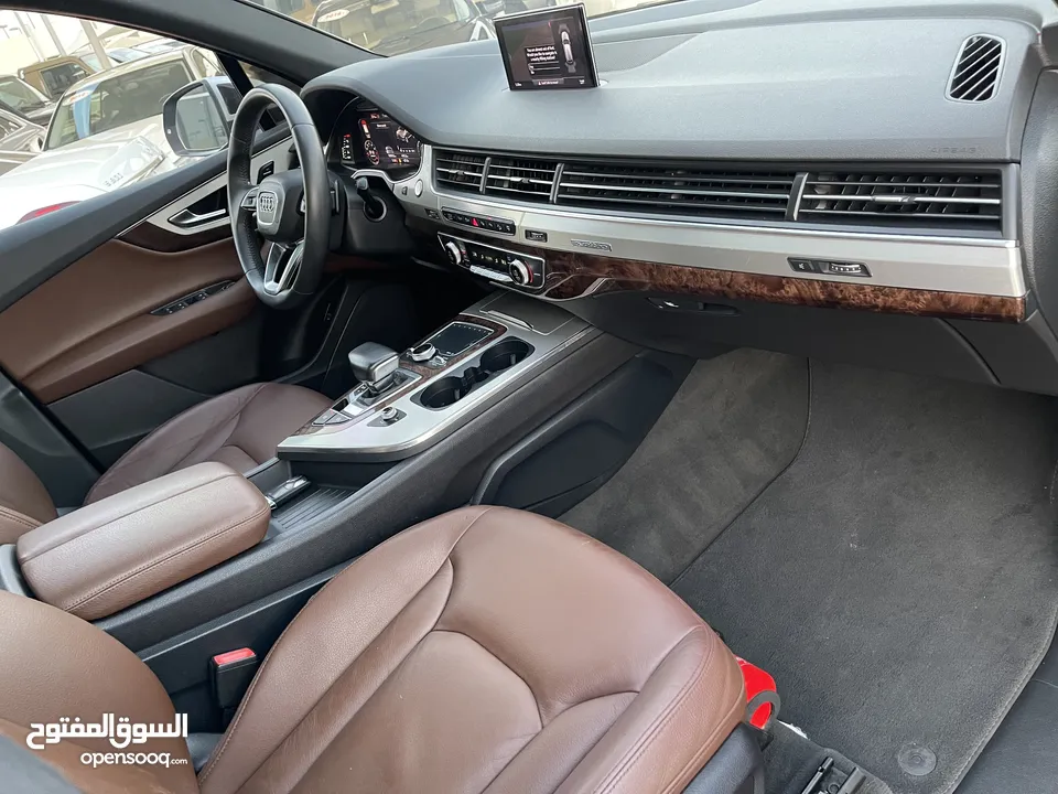 Audi Q7 TFSI QUATTRO 45 SLINE_Gcc_2016_Excellent_Condition _Full option