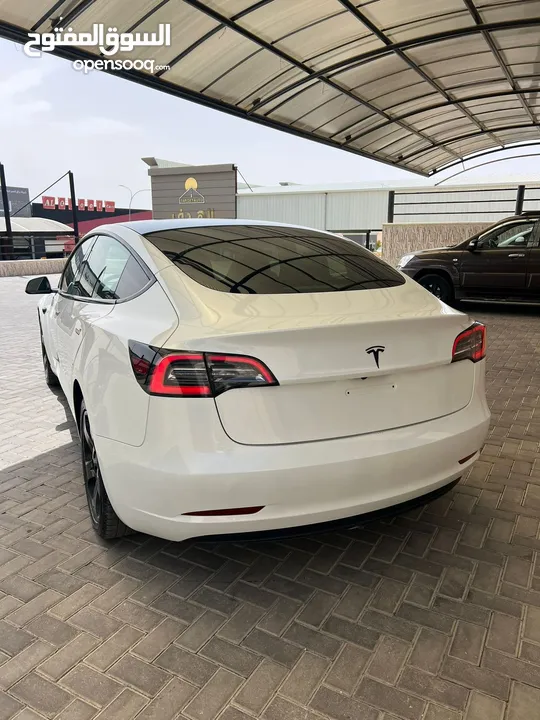 Tesla model3 2023