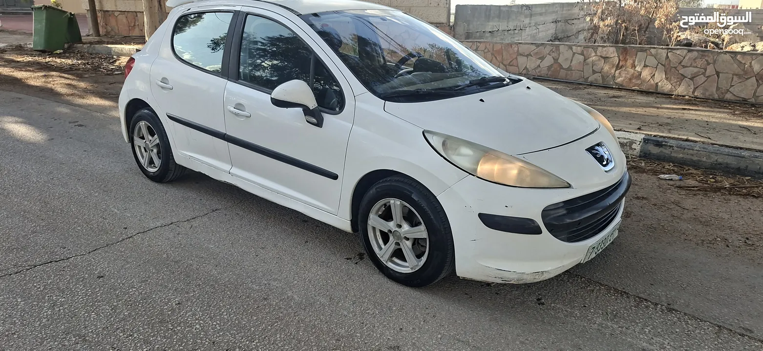 بيجو 207موديل 2009_اتومتيك _ماتور 1600-بنزين اصل برايفت _فحص الف صلاة النبي نظيفة من الاخر