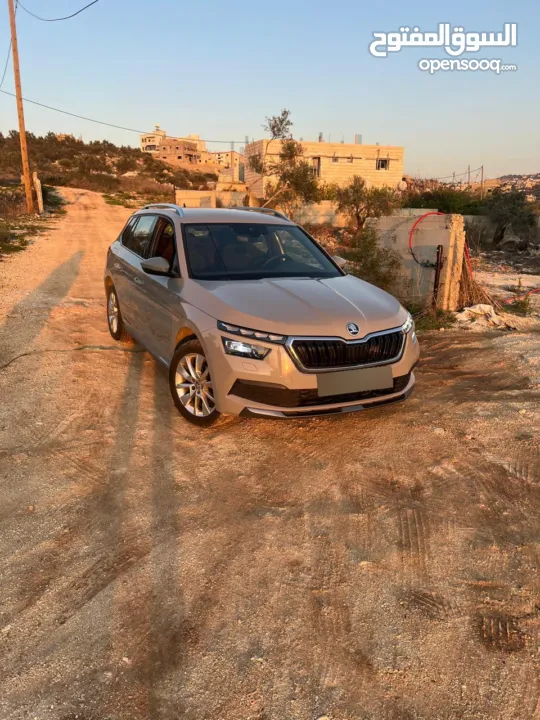 سكودا كاميك لون باطوني موديل 2020