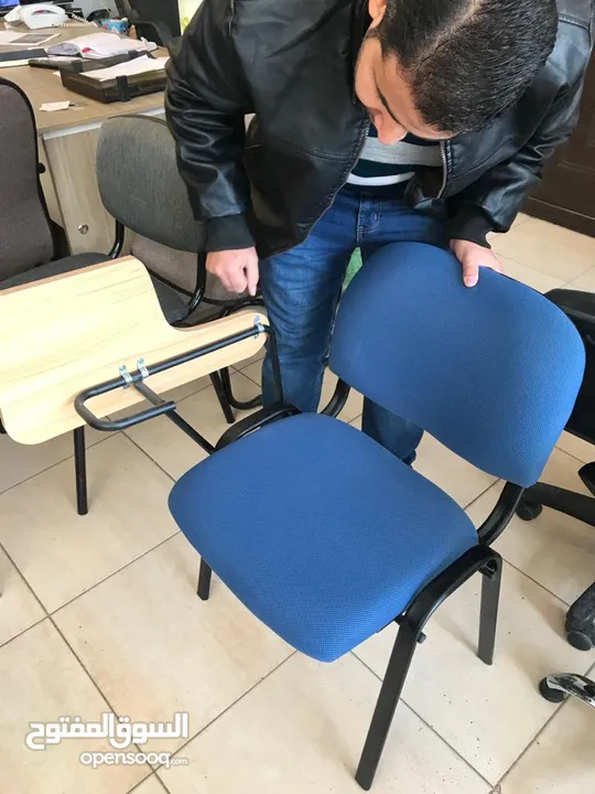 شروة كراسي دراسيه جديده للبيع كل الالوان وعده موديلات