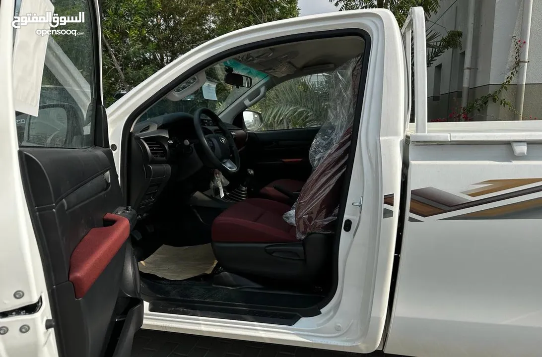 TOYOTA HILUX SINGLE CAB 2.7L 4*4 MANUEL TRANSMISSION