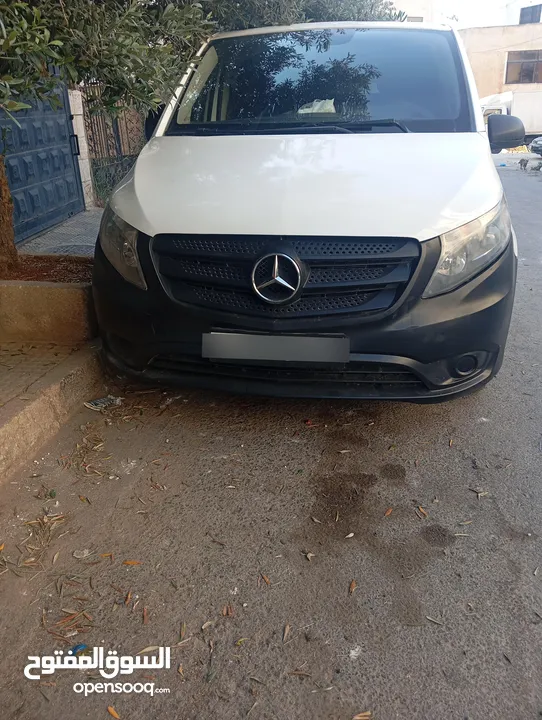 باص مرسيدس ڤيتو