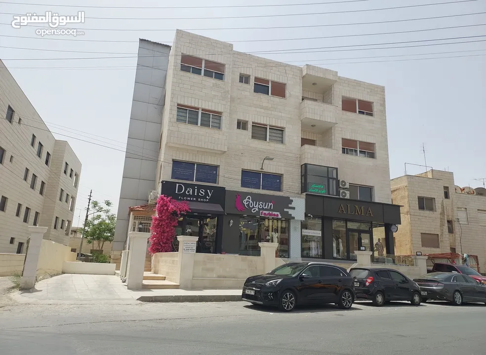 شقة استثمارية تجارية للبيع ط3 مساحة 97 متر في موقع تجاري مميز بجانب مجمع جبر التجاري (من المالك)