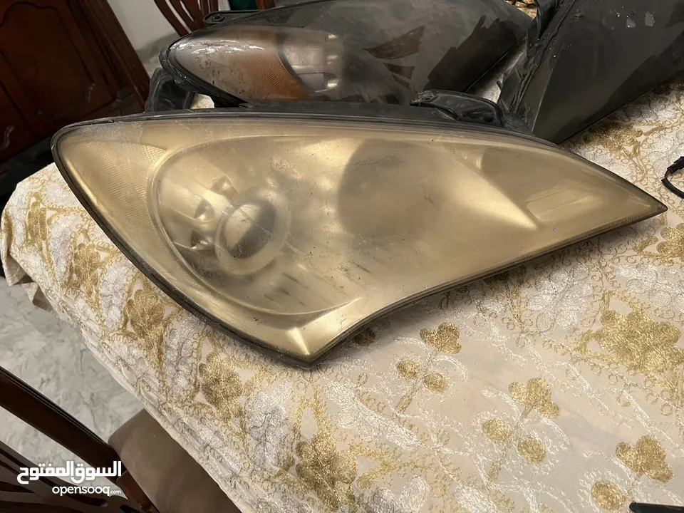 هيونداي جنيسس قطع
