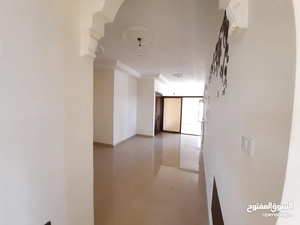 شقة للبيع في منطقة مرج الحمام بإطلالة رائعة و مميزة