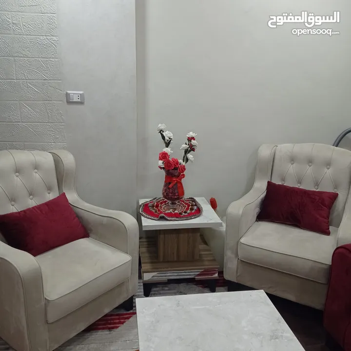 طقم كنب غير مستعمل نهائيا