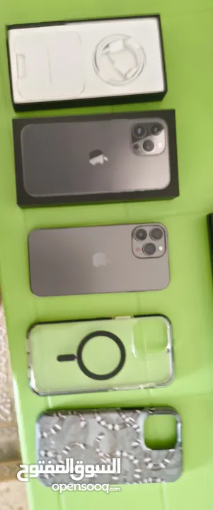 iPhone 13 Pro Max 256Gb بحالة ممتازة