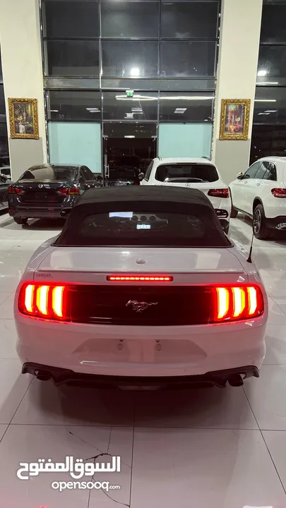 Ford Mustang 2019, very clean, in agency condition