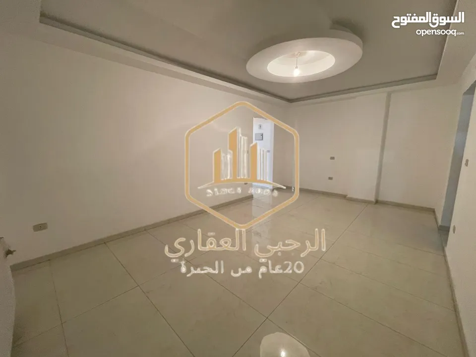 شقة / للايجار / لم تسكن / 3نوم / الجاردنز / 180 متر